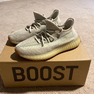 Yeezy 350 woman’s size 7.5 Citrin